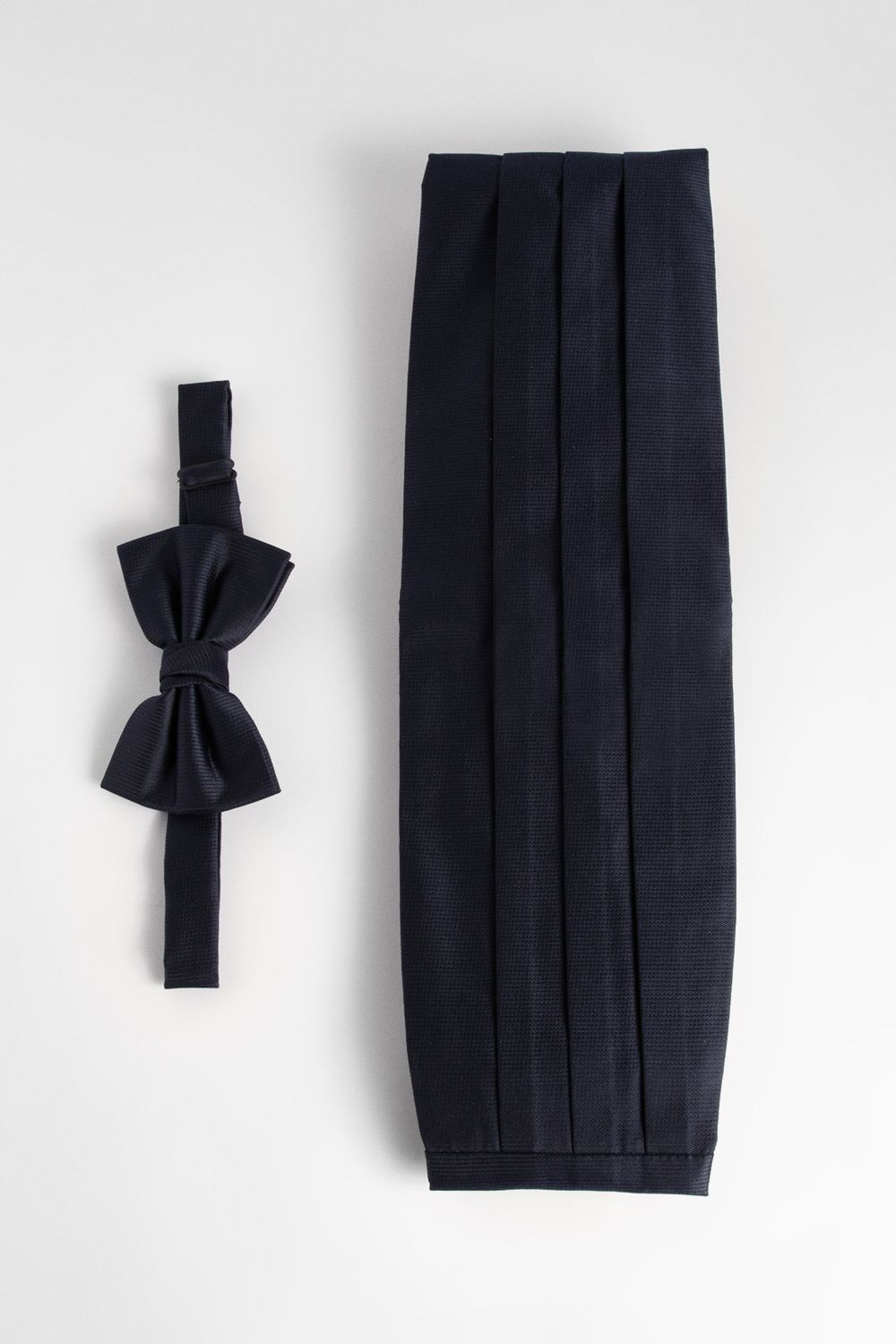 Navy Cummerbund and Bow Tie Set