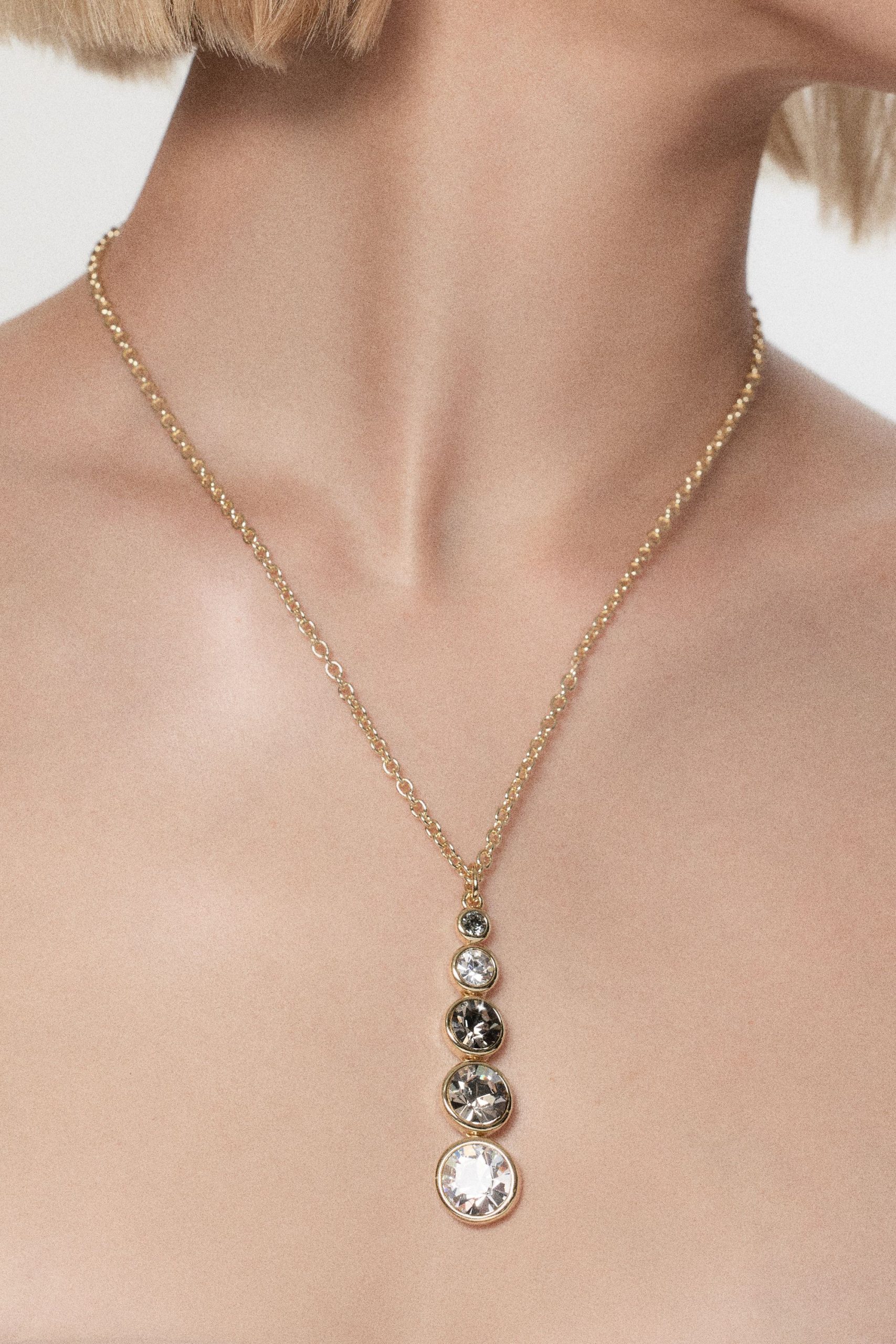 14kt Gold Plated Crystal Teardrop Pendant Necklace