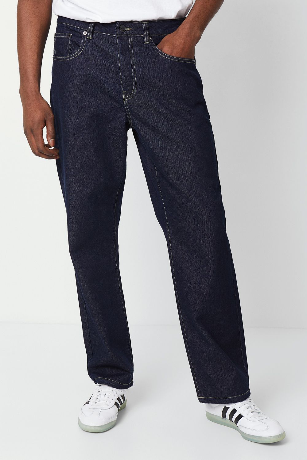 Rinse Relaxed Fit Jeans