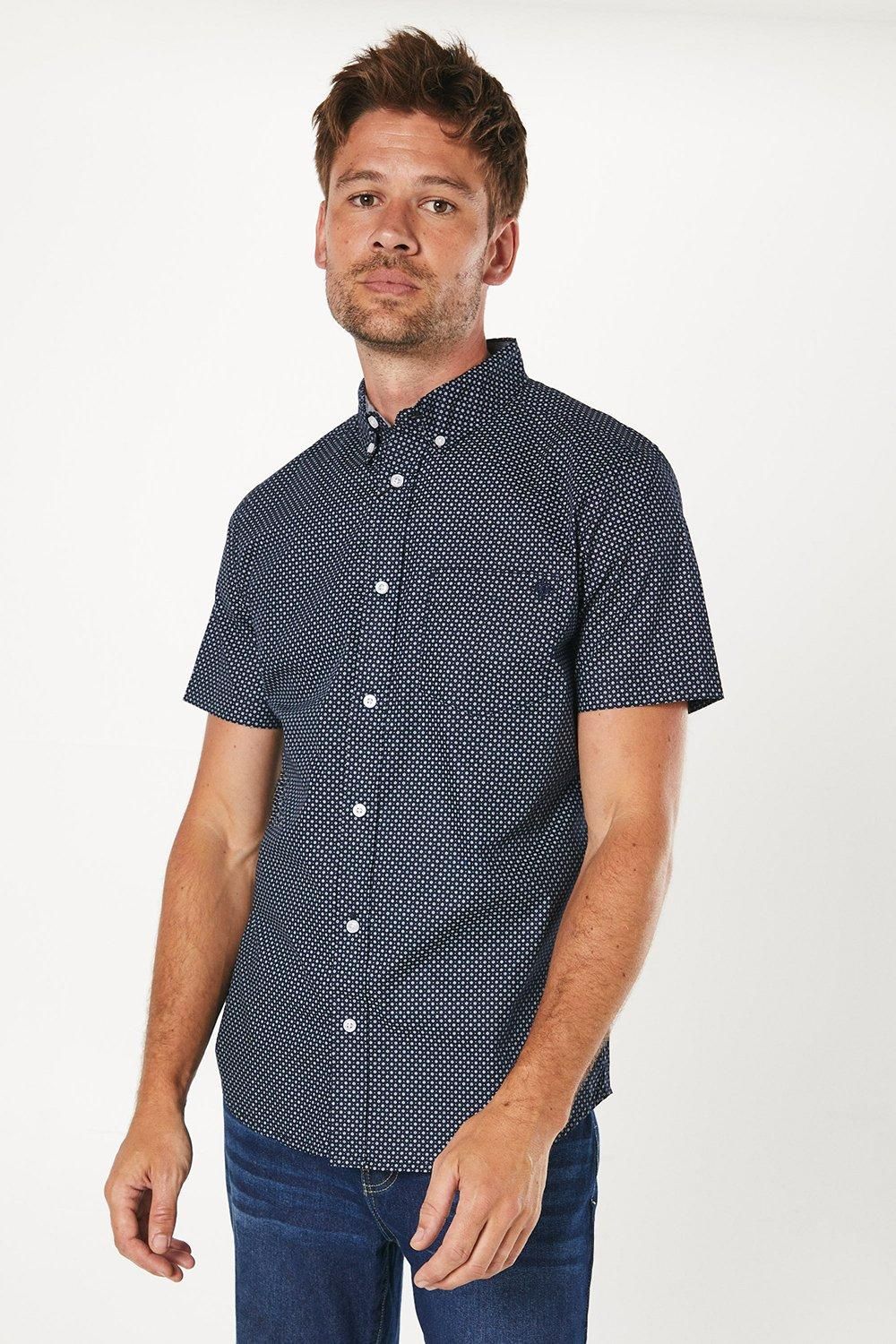 Black Geo Flower Print Short Sleeve Shirt