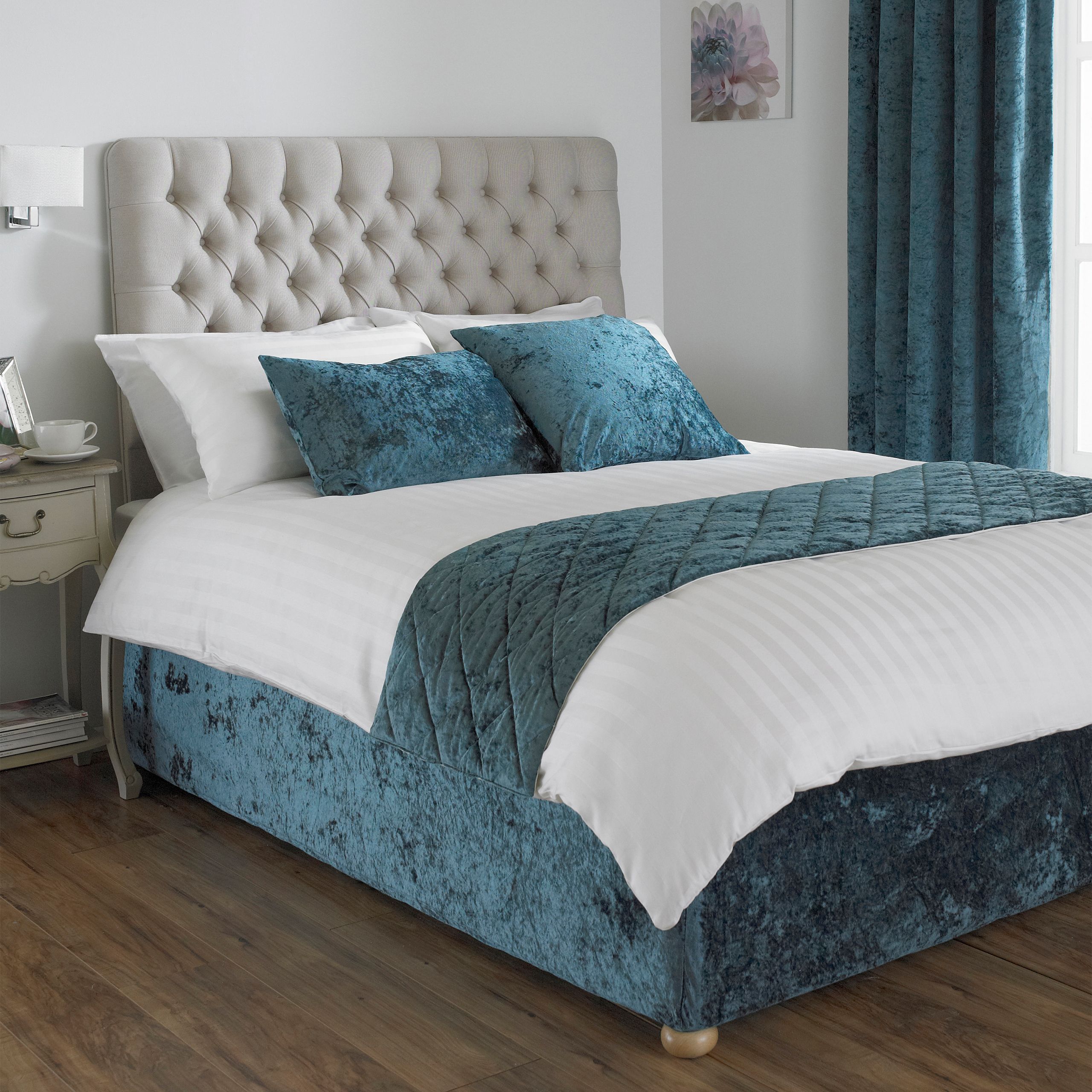Verona Quilted Crushed Velvet Bed Wrap - 150cm x 200cm