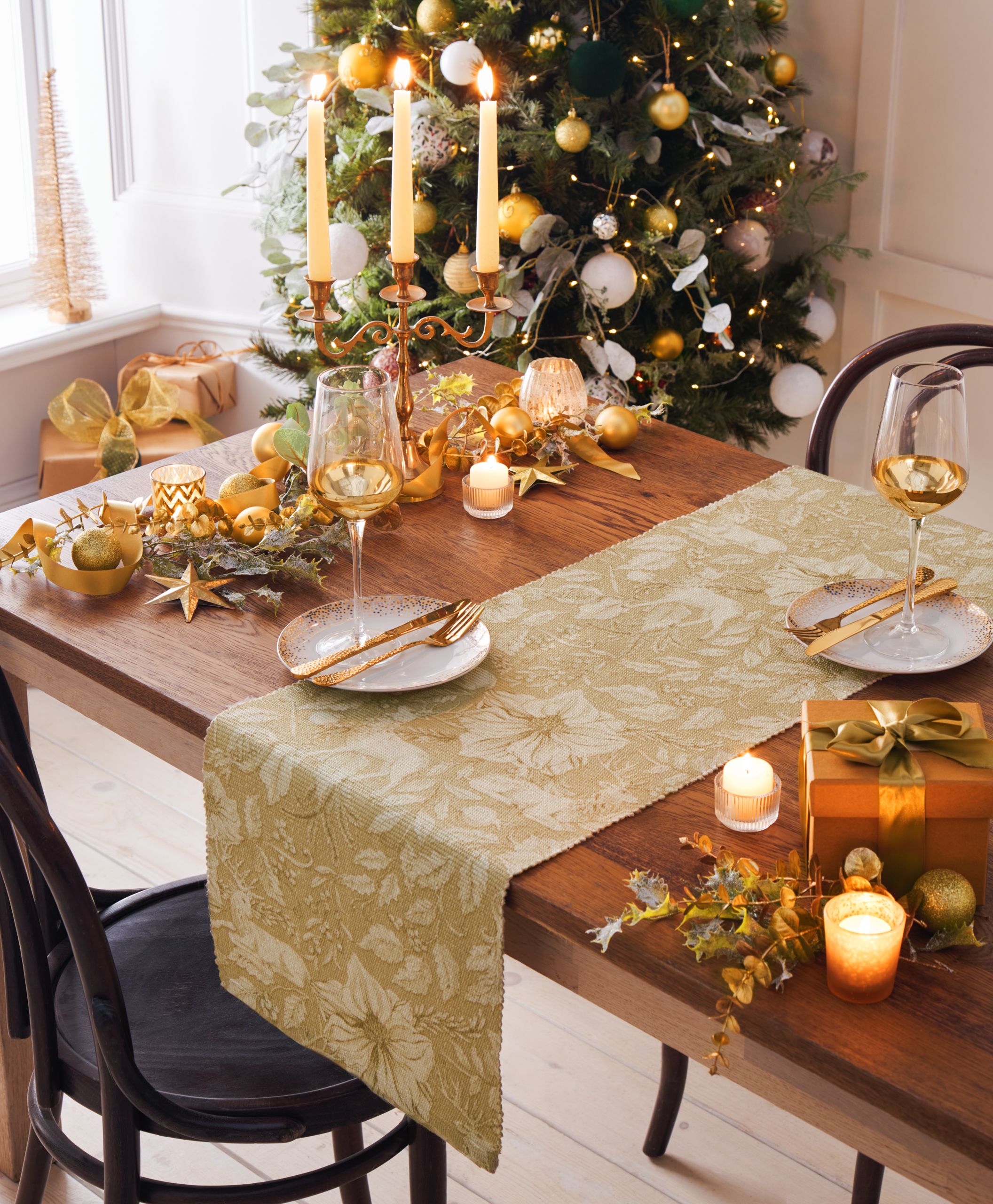 Gold Stag Washable Festive Table Runner