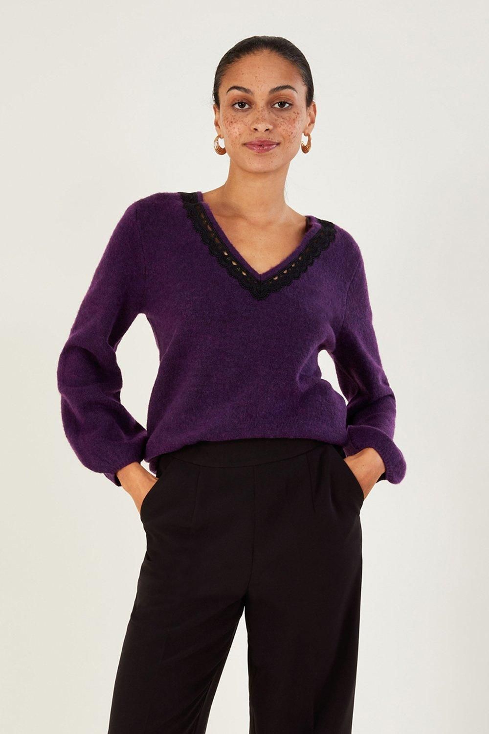 V-Neck Lace Edge Jumper