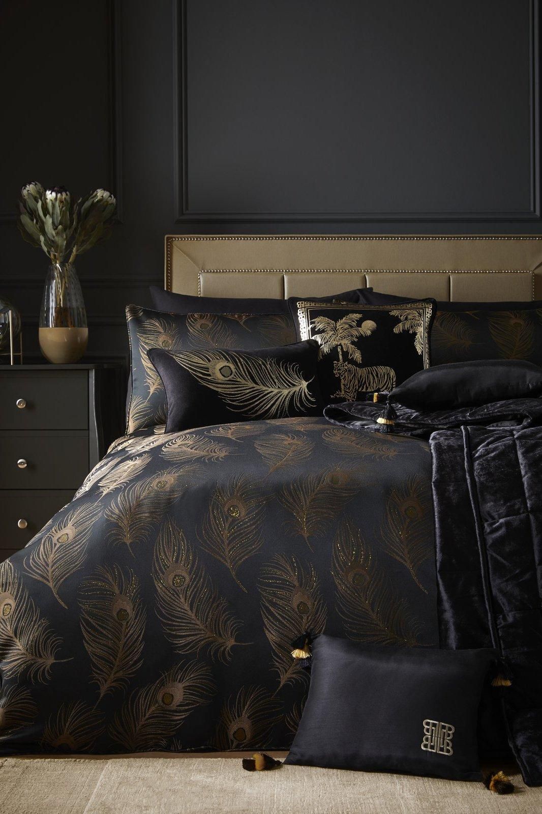 'Dandy' Decadent Metallic Feather Design Duvet Cover Set