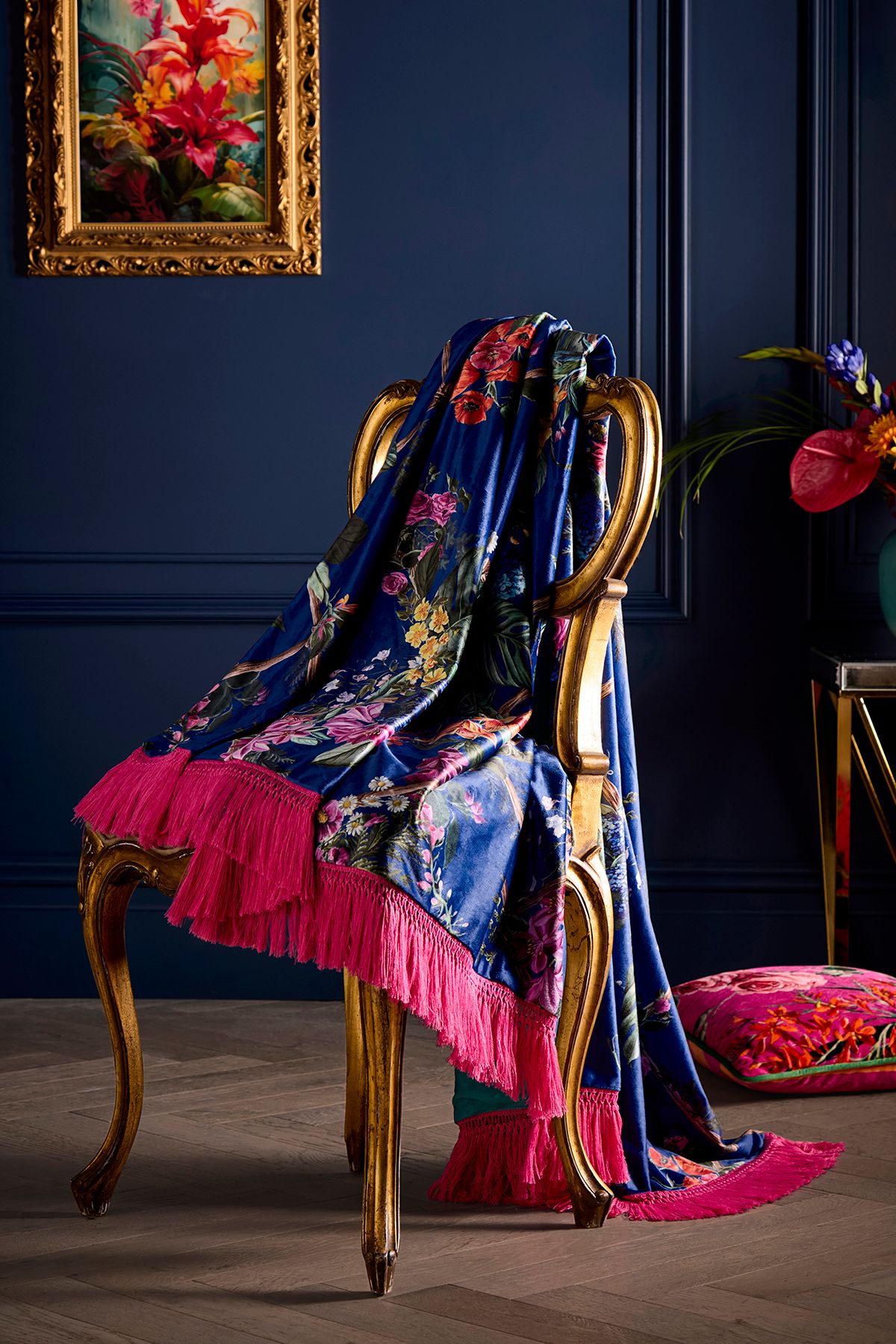 'Cotswold Fantasia' Floral Print Velvet Throw