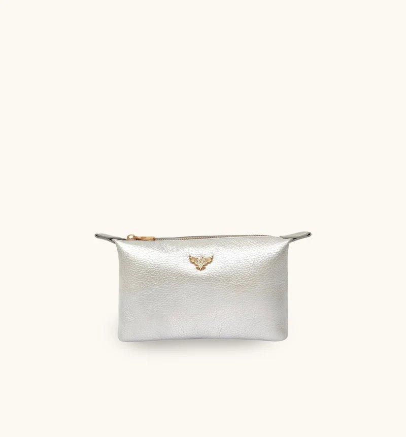 Small Leather Oyster Makeup Bag