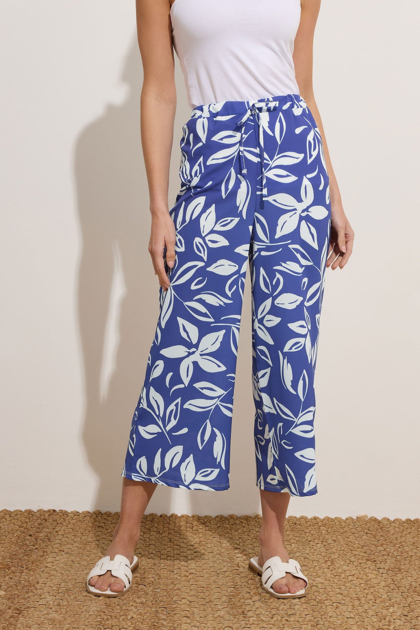 Abstract Print Crepe Culottes